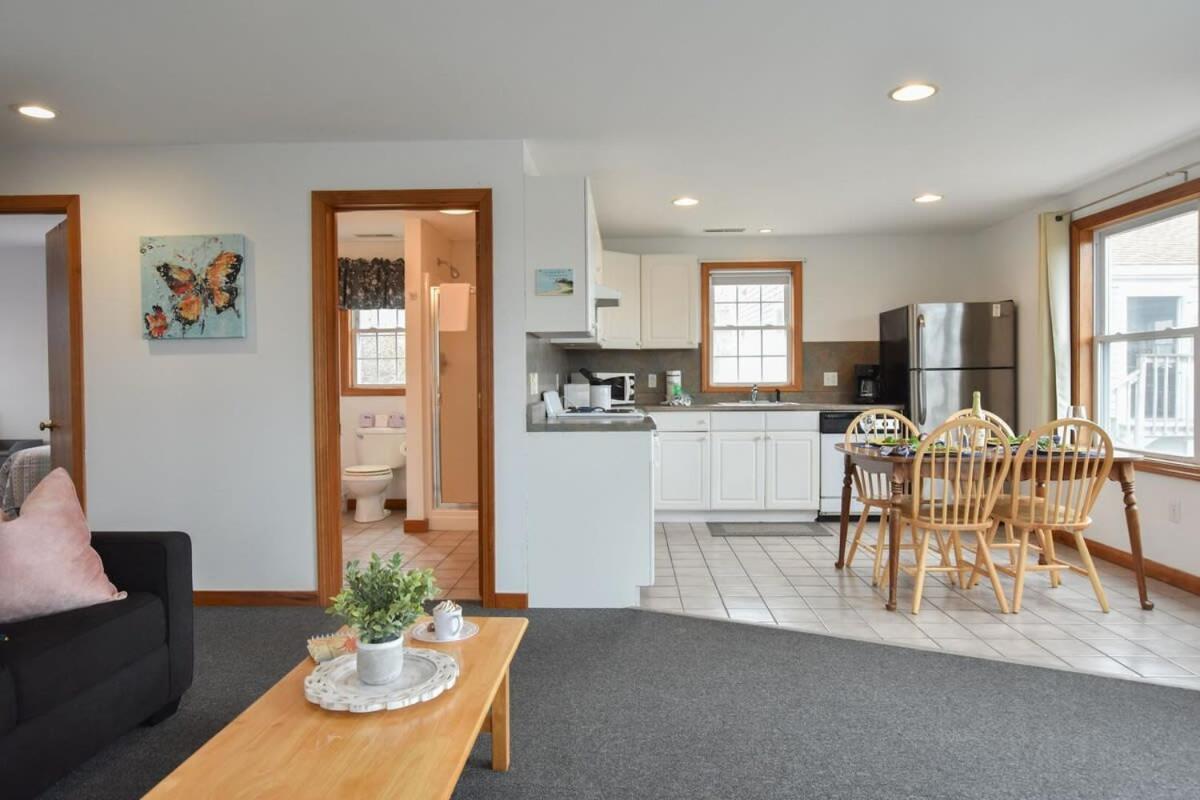 12216 - Beautiful Views Of Cape Cod Bay Access To Private Beach Easy Access To P-Town Truro Dış mekan fotoğraf