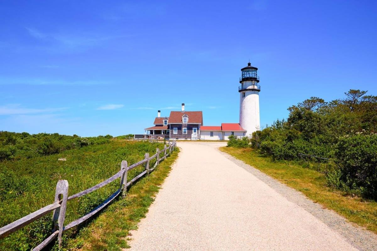 12216 - Beautiful Views Of Cape Cod Bay Access To Private Beach Easy Access To P-Town Truro Dış mekan fotoğraf